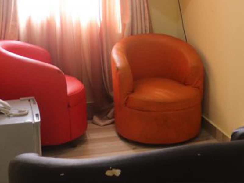 JUNIOR SUITES